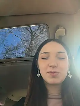 DollyTall online show from March 2026 04:03:01 AM