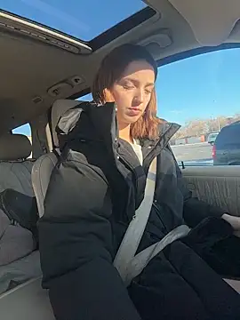 DollyTall online show from November 2025 08:51:02 AM