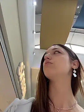 DollyTall online show from April 2026 06:15:01 AM