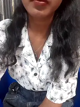Snapshot of AnkitaDevi chatting on October 2025 03:52:02 AM AnkitaDevi online show from October 2025 03:52:02 AM