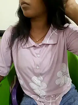 Snapshot of AnkitaDevi chatting on July 2026 04:17:02 AM AnkitaDevi online show from July 2026 04:17:02 AM