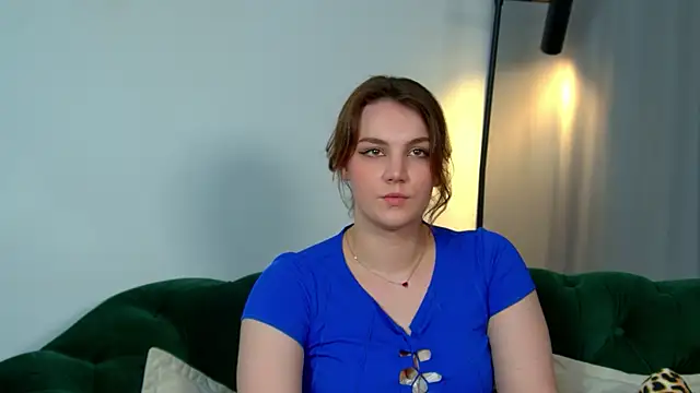 KarenClarks online show from September 2025 06:18:02 PM
