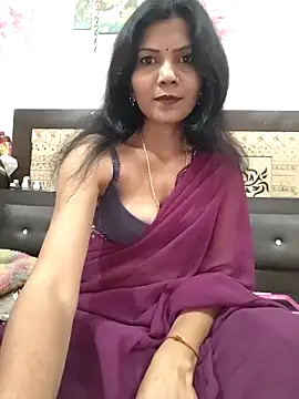 Yourhotsweetgirl online show from November 2025 05:06:01 PM