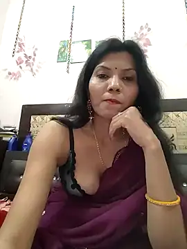 Yourhotsweetgirl online show from December 2025 06:23:02 PM