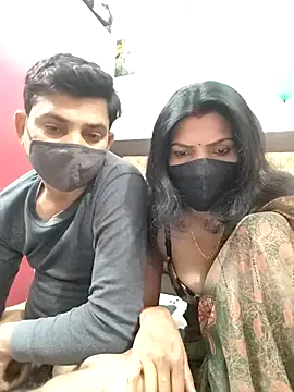 Yourhotsweetgirl online show from January 2026 05:05:01 PM