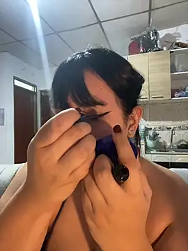 Emily Taylor2 online show from December 2025 02:34:02 AM