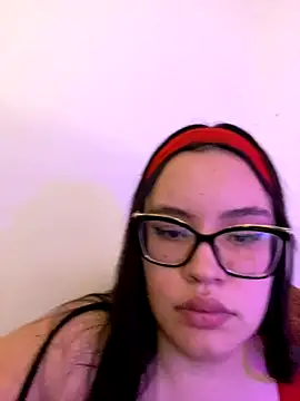 Emily Taylor2 online show from December 2025 02:01:02 AM