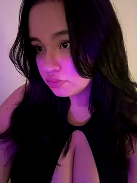 Emily Taylor2 online show from January 2026 02:04:02 AM