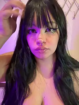 Emily Taylor2 online show from July 2026 02:00:01 AM