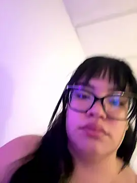 Emily Taylor2 online show from January 2026 02:07:01 AM