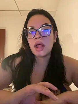 Emily Taylor2 online show from September 2025 03:05:01 AM