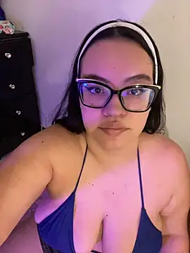 Emily Taylor2 online show from November 2025 02:01:01 AM