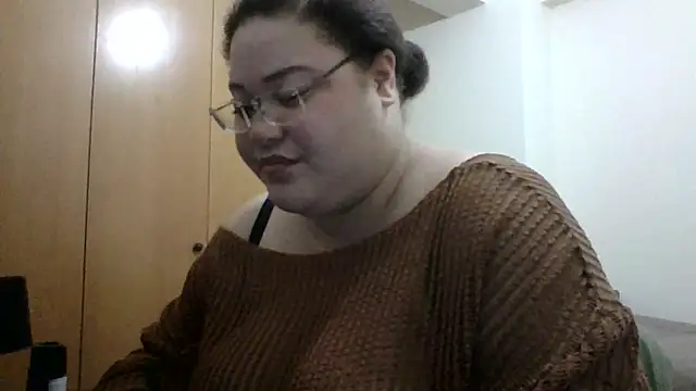 Snapshot of GoddessMocha chatting on November 2025 08:20:01 PM GoddessMocha online show from November 2025 08:20:01 PM