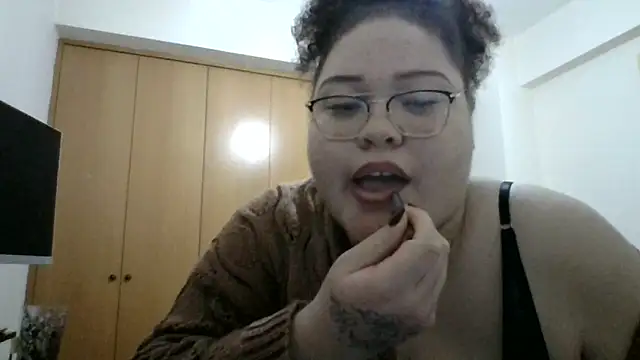 Snapshot of GoddessMocha chatting on February 2026 07:12:02 PM GoddessMocha online show from February 2026 07:12:02 PM