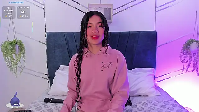 Camilla Miller01 online show from September 2025 01:28:02 PM