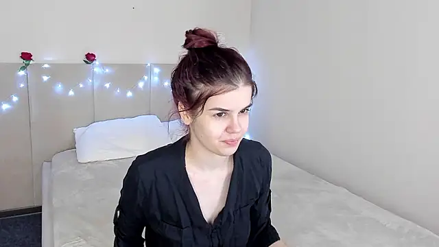 Infinity Ti online show from February 2026 02:01:01 AM