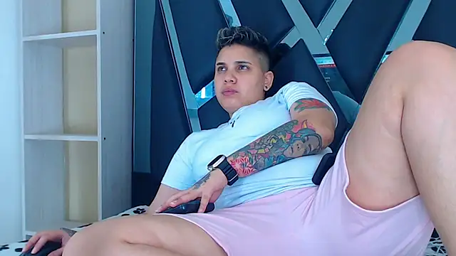 Snapshot of karla_sexy21 chatting on November 2025 03:43:01 AM karla sexy21 online show from November 2025 03:43:01 AM