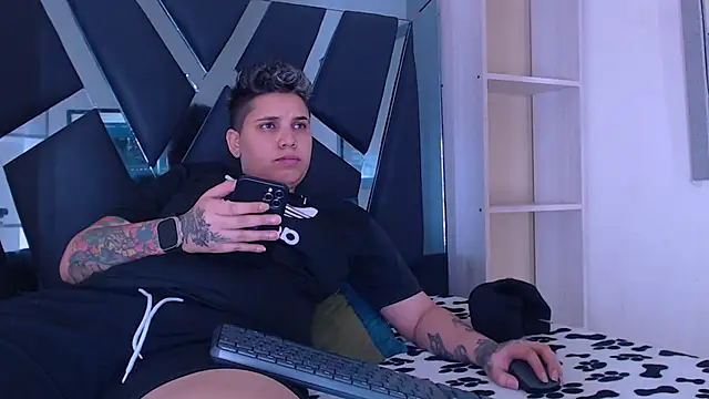 Snapshot of karla_sexy21 chatting on October 2025 04:13:01 AM karla sexy21 online show from October 2025 04:13:01 AM