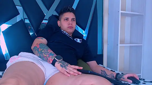 Snapshot of karla_sexy21 chatting on November 2025 04:16:01 AM karla sexy21 online show from November 2025 04:16:01 AM