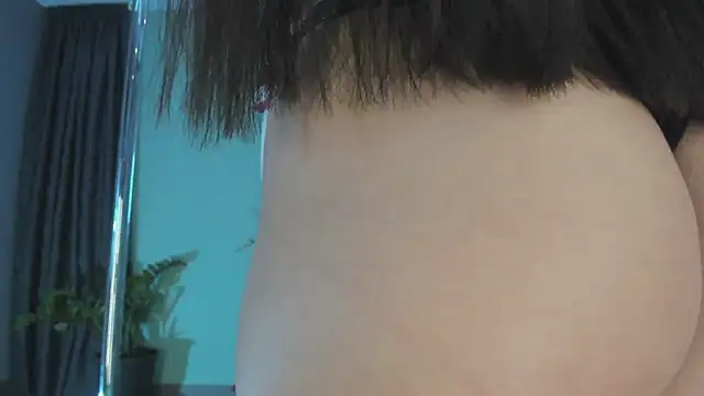 Snapshot of Anny-Cute chatting on November 2025 10:13:02 PM Anny-Cute online show from November 2025 10:13:02 PM