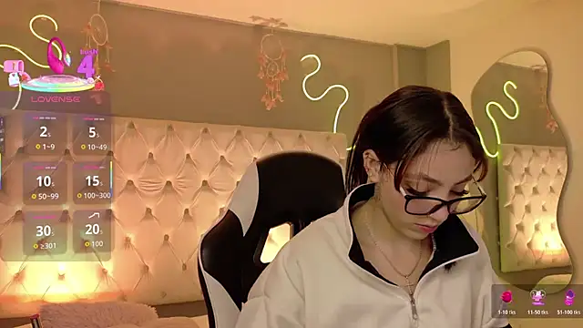 Megan  cole1 online show from February 2026 04:20:02 AM