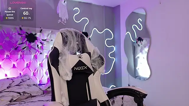 Megan  cole1 online show from October 2025 04:11:02 AM