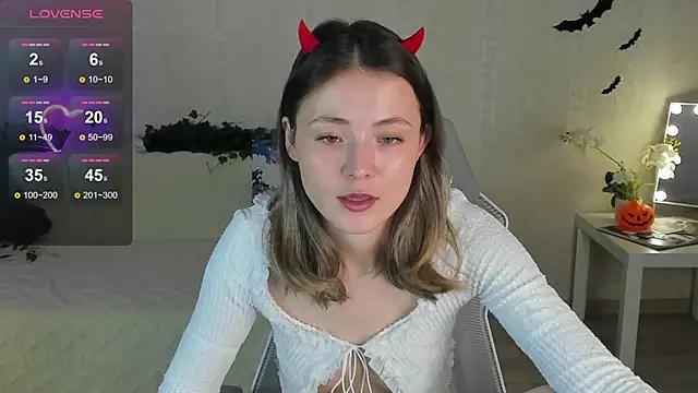 ArleneThomas online show from October 2025 12:59:01 PM