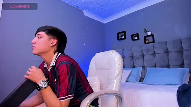 Ares di martin online show from November 2025 05:55:02 AM