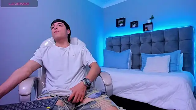 Ares di martin online show from November 2025 05:40:02 AM