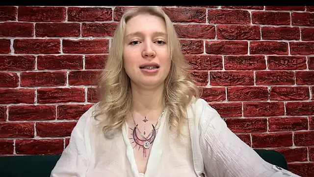 Snapshot of CitrusBlissss chatting on October 2025 02:36:02 PM CitrusBlissss online show from October 2025 02:36:02 PM