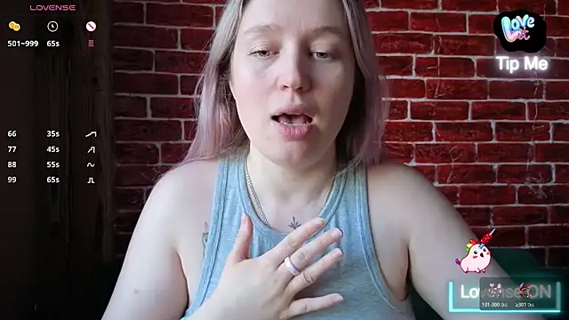 CitrusBlissss online show from March 2026 11:00:02 AM