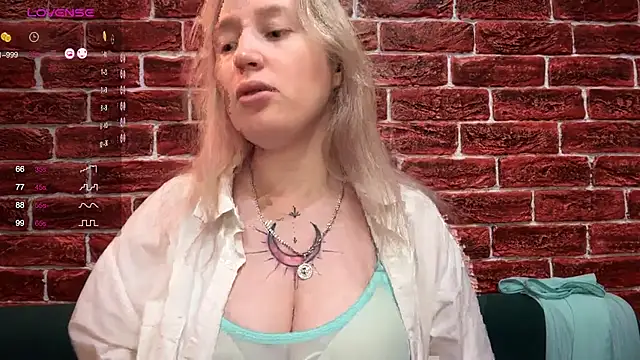 Snapshot of CitrusBlissss chatting on November 2025 03:16:02 PM CitrusBlissss online show from November 2025 03:16:02 PM