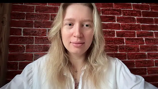 Snapshot of CitrusBlissss chatting on October 2025 02:11:01 AM CitrusBlissss online show from October 2025 02:11:01 AM