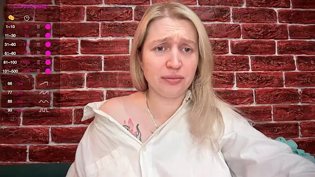 Snapshot of CitrusBlissss chatting on November 2025 12:09:01 PM CitrusBlissss online show from November 2025 12:09:01 PM