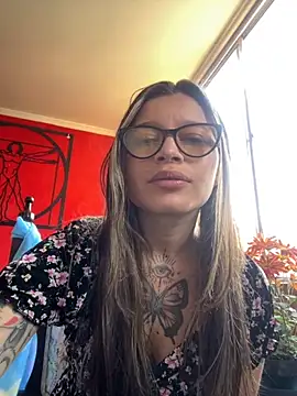 Snapshot of KoraSweett chatting on November 2025 03:34:02 PM KoraSweett online show from November 2025 03:34:02 PM