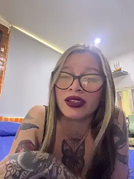 Snapshot of KoraSweett chatting on February 2026 07:45:02 PM KoraSweett online show from February 2026 07:45:02 PM