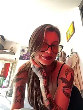 Snapshot of KoraSweett chatting on November 2025 07:07:01 PM KoraSweett online show from November 2025 07:07:01 PM