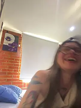 Snapshot of KoraSweett chatting on February 2026 07:00:01 PM KoraSweett online show from February 2026 07:00:01 PM