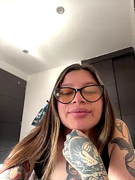 Snapshot of KoraSweett chatting on January 2026 07:09:01 PM KoraSweett online show from January 2026 07:09:01 PM