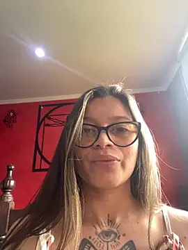 Snapshot of KoraSweett chatting on November 2025 06:30:01 PM KoraSweett online show from November 2025 06:30:01 PM