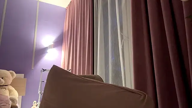 LinaMoonBlessed online show from November 2025 12:05:02 PM