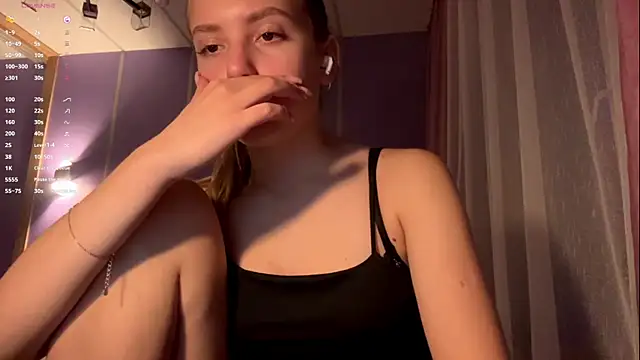 LinaMoonBlessed online show from December 2025 11:35:01 AM