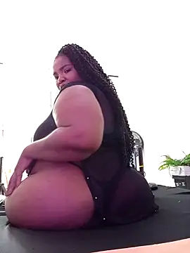 Snapshot of SamaraArtiaga1 chatting on October 2025 01:12:02 PM SamaraArtiaga1 online show from October 2025 01:12:02 PM