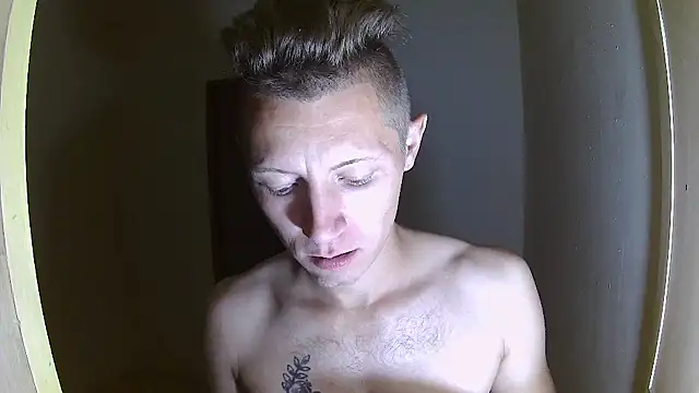 BlondZilla online show from October 2025 07:00:02 AM