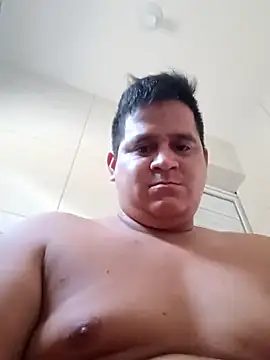 reguetones92 online show from November 2025 10:52:02 AM