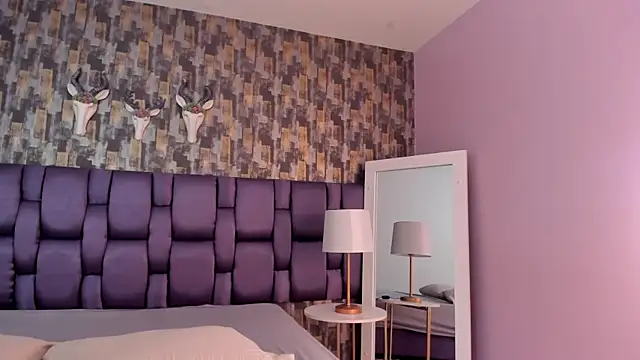 VeraBlazze online show from February 2026 01:30:01 PM