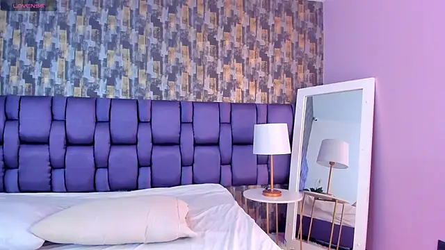 VeraBlazze online show from February 2026 02:14:01 PM