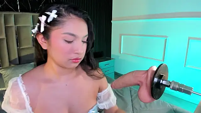 Amberashford online show from October 2025 03:51:02 AM