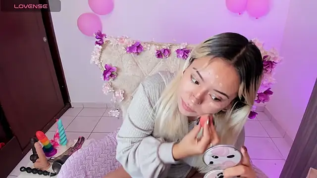 Snapshot of Nataliahenao69 chatting on November 2025 03:05:01 PM Nataliahenao69 online show from November 2025 03:05:01 PM