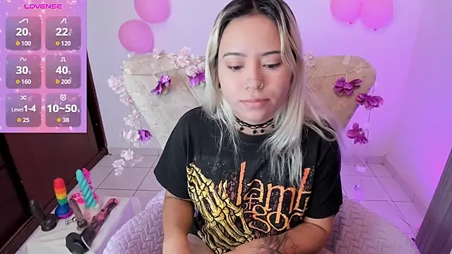 Snapshot of Nataliahenao69 chatting on October 2025 03:31:02 PM Nataliahenao69 online show from October 2025 03:31:02 PM